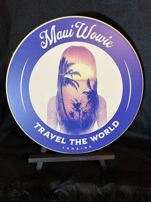 Maui Waui Pinup 30 cm x 30 cm Round Aluminum Sign